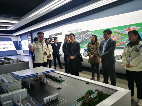 川哈院与耐德集团携手开展合作调研，技术交流共促成渝能源装备产业协调发展